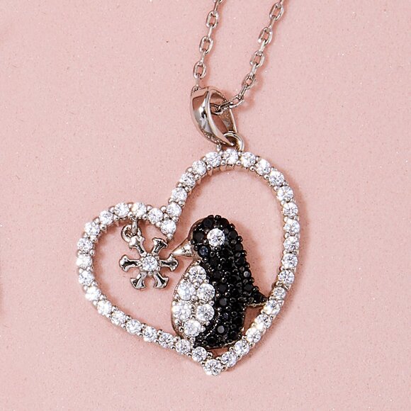 Penguin Necklace - Charmed Aroma Penguin Collection - Picture 3 of 3